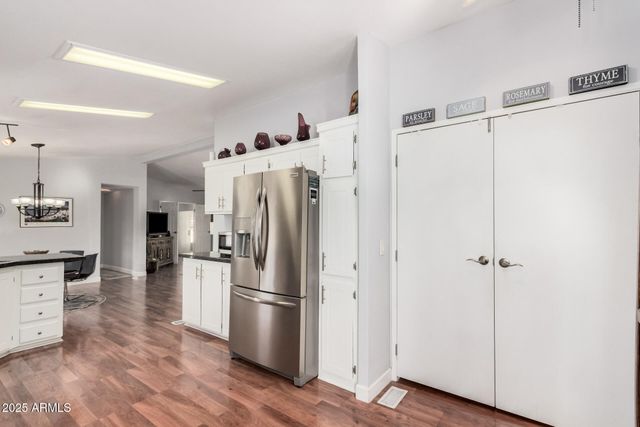 2233 E BEHREND Drive 60, Phoenix, AZ 85024