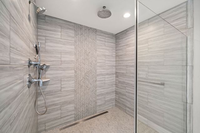 28 Goose Pond Path, Bolton, MA 01740