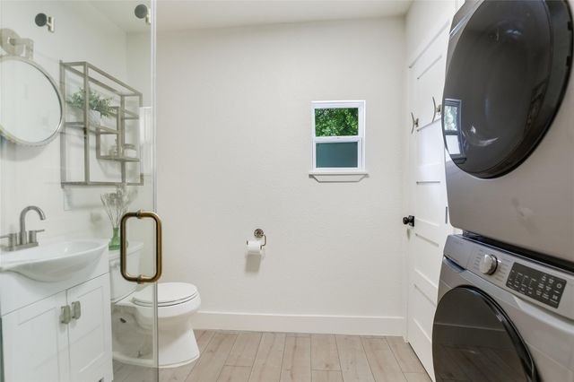 805 Eberhart LN, Austin, TX 78745