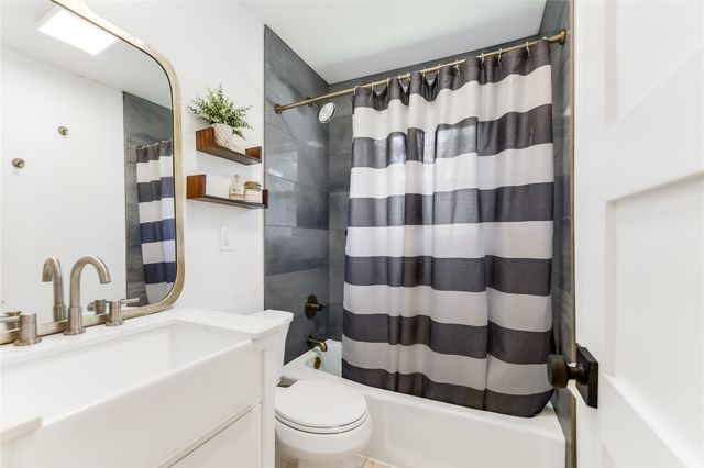 805 Eberhart LN, Austin, TX 78745