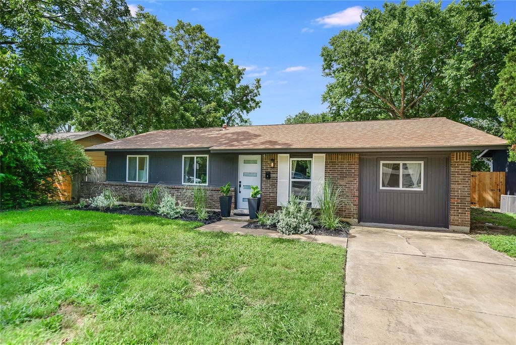 805 Eberhart LN, Austin, TX 78745