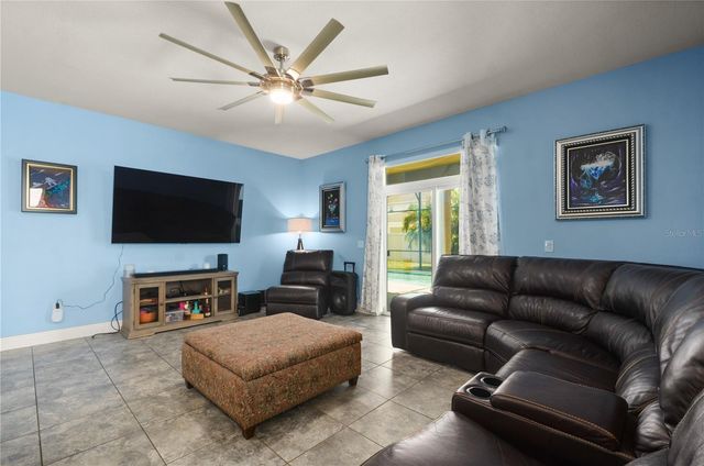 5240 VILLA ROSA AVENUE, St Cloud, FL 34771