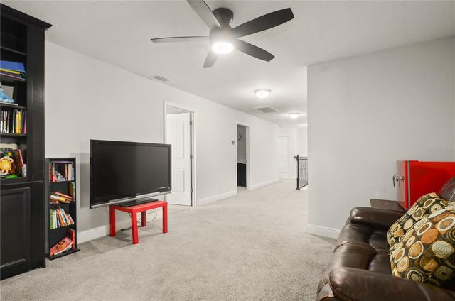5240 VILLA ROSA AVENUE, St Cloud, FL 34771