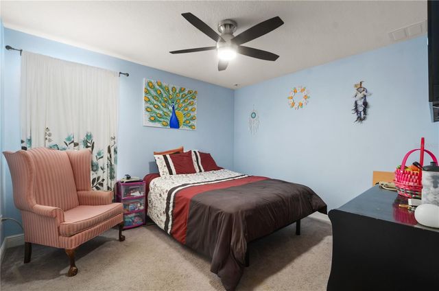 5240 VILLA ROSA AVENUE, St Cloud, FL 34771