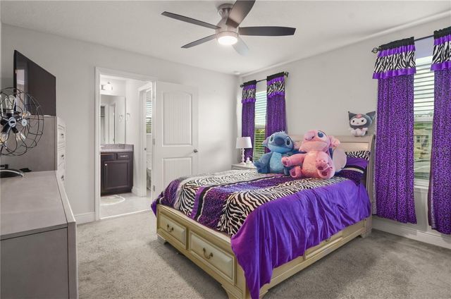 5240 VILLA ROSA AVENUE, St Cloud, FL 34771