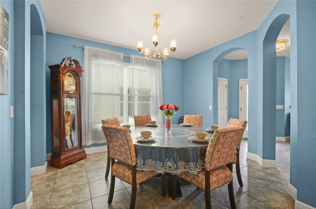 5240 VILLA ROSA AVENUE, St Cloud, FL 34771
