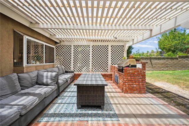 27184 Highlands Lane, Valencia, CA 91354