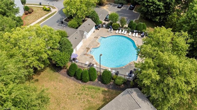 1100 Brooksridge Way, Whitsett, NC 27377