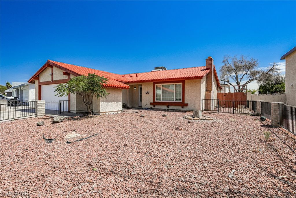 7186 Fenway Avenue, Las Vegas, NV 89147 — photo 2