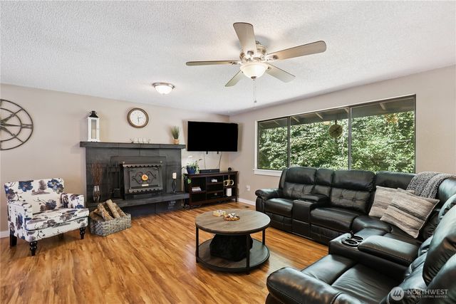 9102 149th Street NW, Gig Harbor, WA 98329