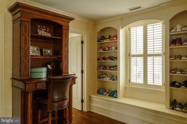 423 BOXWOOD RD, Bryn Mawr, PA 19010