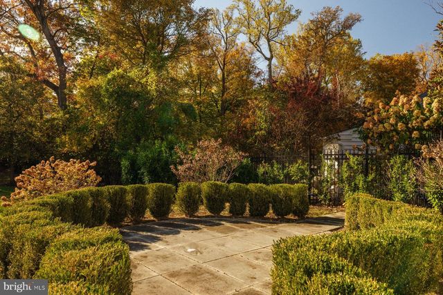 423 BOXWOOD RD, Bryn Mawr, PA 19010