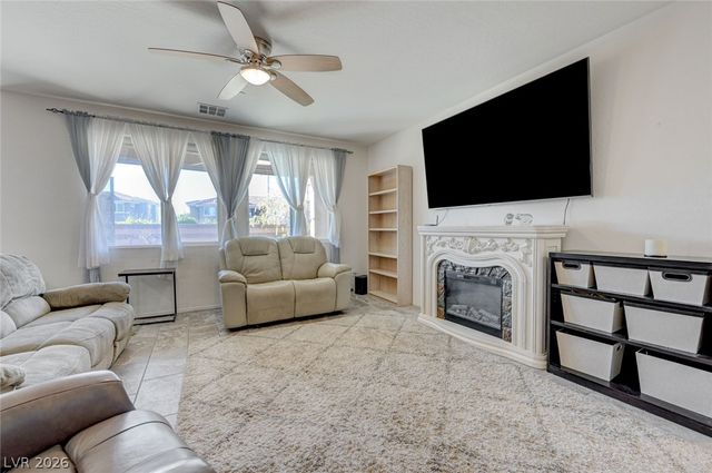 225 Piedmont Alps Street, Henderson, NV 89012