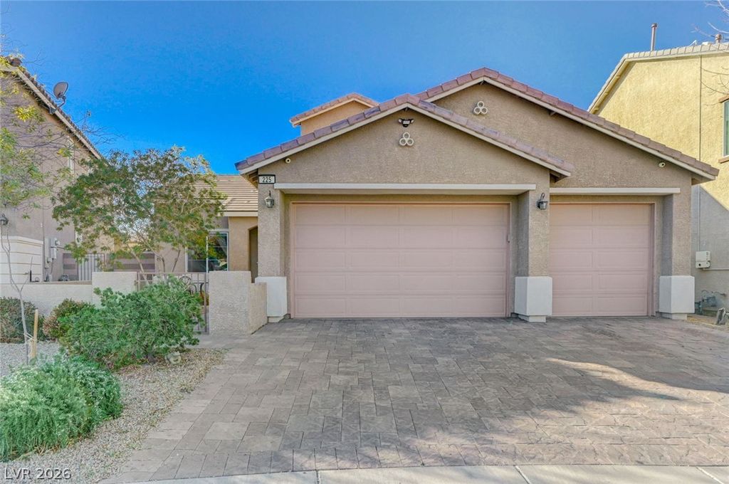 225 Piedmont Alps Street, Henderson, NV 89012