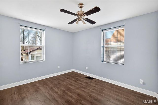 112 E Arlee Avenue, St Louis, MO 63125