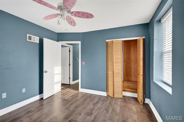 112 E Arlee Avenue, St Louis, MO 63125