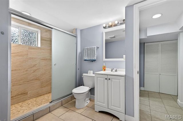 112 E Arlee Avenue, St Louis, MO 63125