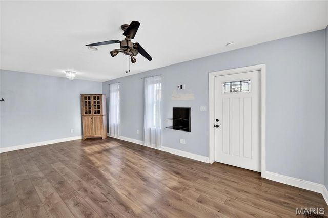 112 E Arlee Avenue, St Louis, MO 63125