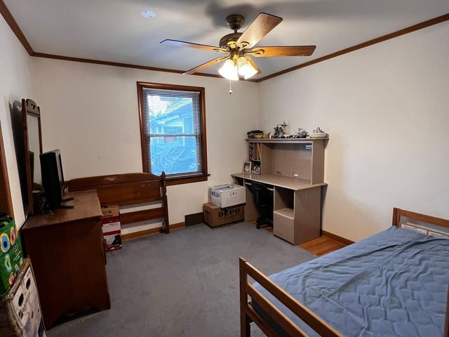 406 N Prospect Manor Avenue, Mount Prospect, IL 60056