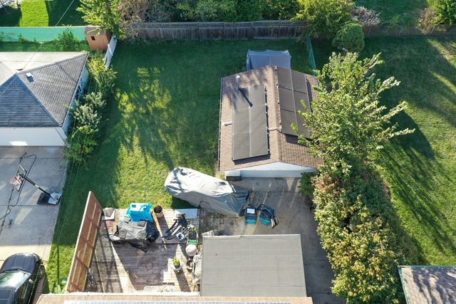 406 N Prospect Manor Avenue, Mount Prospect, IL 60056