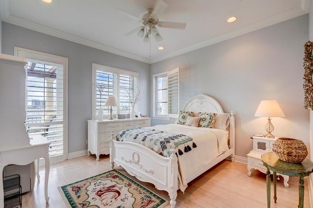 2775 Lake Drive, Singer Island, FL 33404