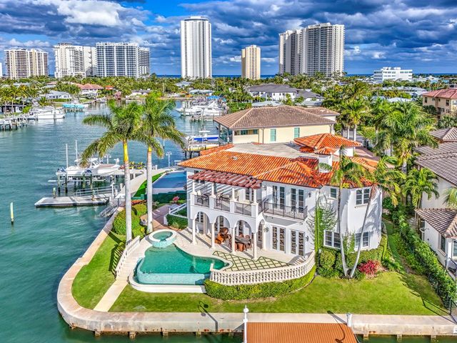 2775 Lake Drive, Singer Island, FL 33404