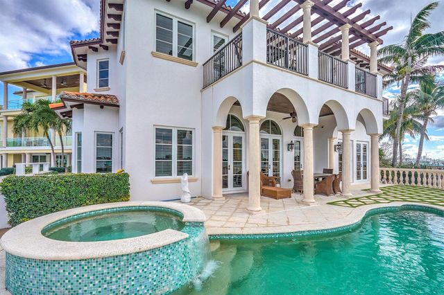 2775 Lake Drive, Singer Island, FL 33404