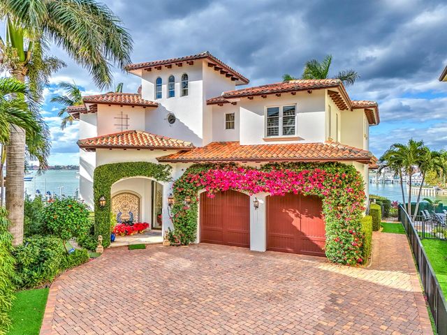 2775 Lake Drive, Singer Island, FL 33404