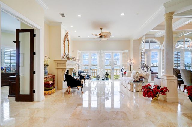 2775 Lake Drive, Singer Island, FL 33404