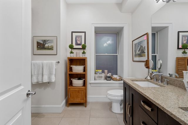 1471 Beacon Street 1, Brookline, MA 02445