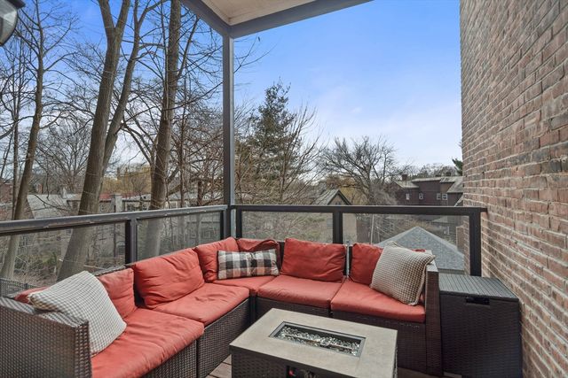 1471 Beacon Street 1, Brookline, MA 02445