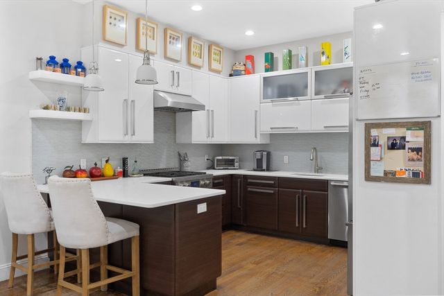 1471 Beacon Street 1, Brookline, MA 02445