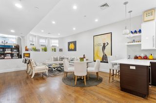 1471 Beacon Street 1, Brookline, MA 02445