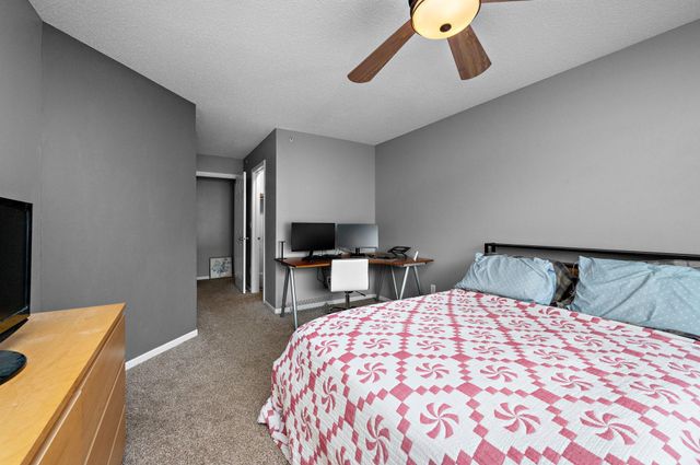 13804 54th Avenue N, Plymouth, MN 55446