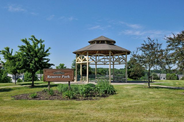 13804 54th Avenue N, Plymouth, MN 55446