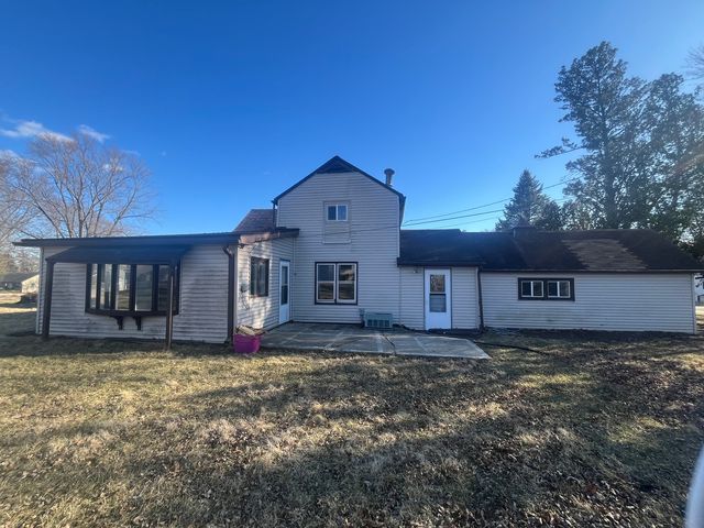 1470 S Demeter Drive, Freeport, IL 61032