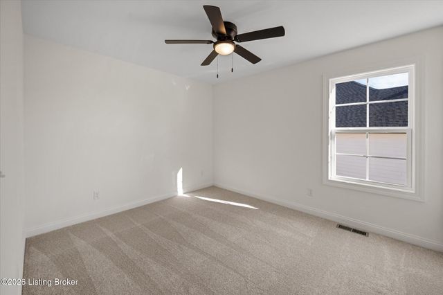 150 Broken Arrow Ct, Mt Washington, KY 40047