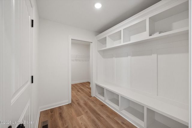 150 Broken Arrow Ct, Mt Washington, KY 40047