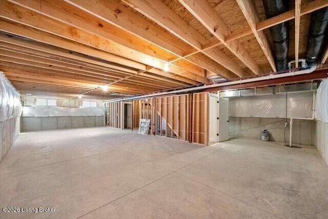 150 Broken Arrow Ct, Mt Washington, KY 40047