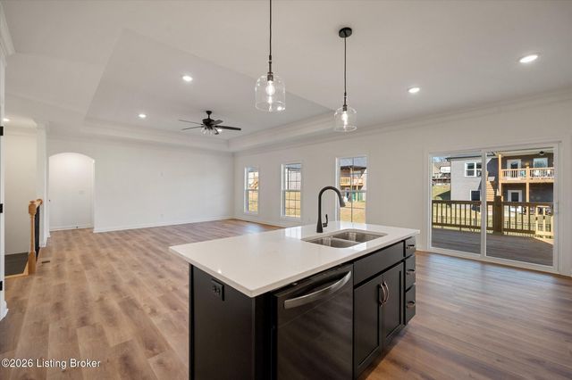 150 Broken Arrow Ct, Mt Washington, KY 40047