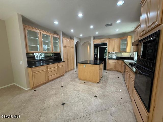 20721 Vercelli Way, Porter Ranch, CA 91326