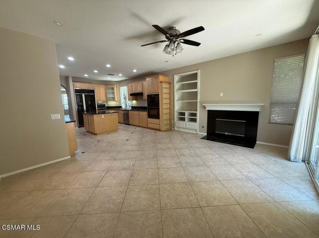 20721 Vercelli Way, Porter Ranch, CA 91326
