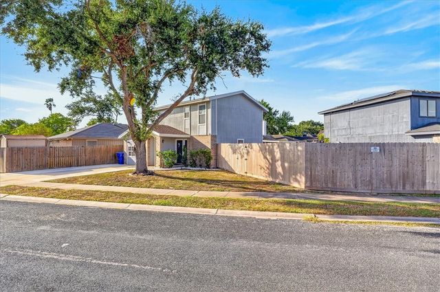 2629 Allencrest Dr, Corpus Christi, TX 78415