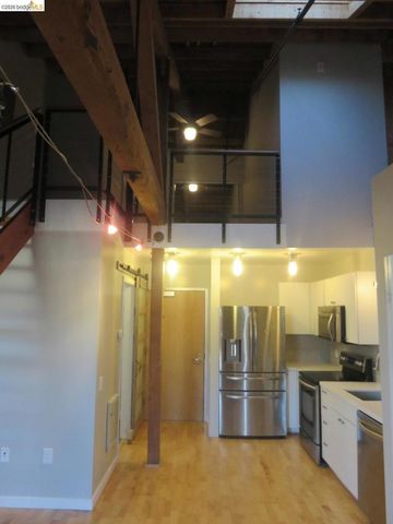 720 York St 212, San Francisco, CA 94110