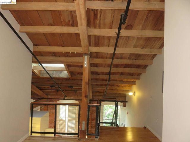 720 York St 212, San Francisco, CA 94110
