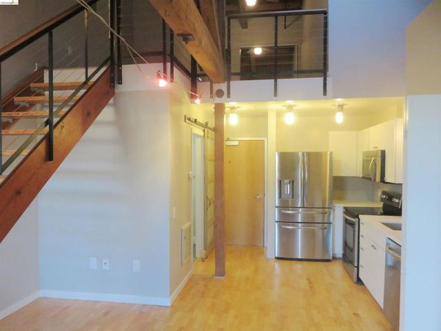 720 York St 212, San Francisco, CA 94110