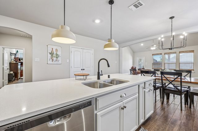 433 Forestridge Drive, Fate, TX 75087
