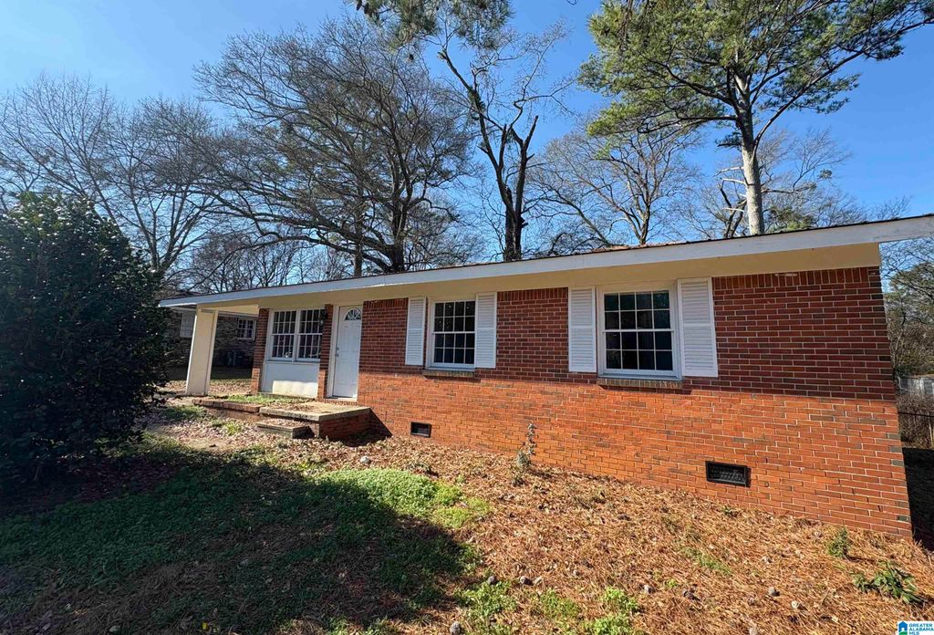 2838 BROOKLANE DRIVE, Bessemer, AL 35023