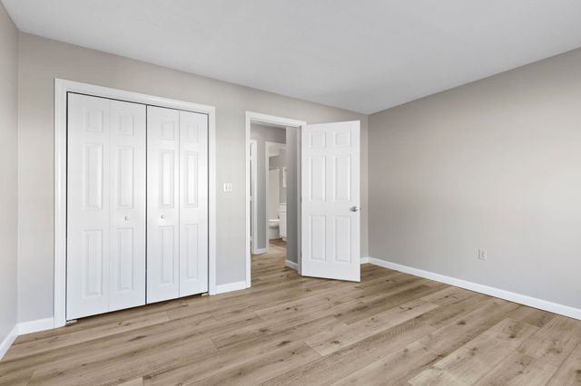 50 Brookside Dr Apt J1, Exeter, NH 03833