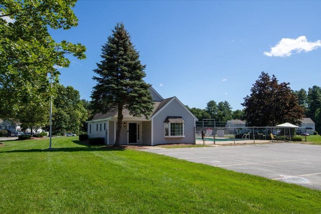 50 Brookside Dr Apt J1, Exeter, NH 03833